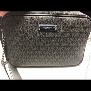 MK bag like New condition 100%Authentic